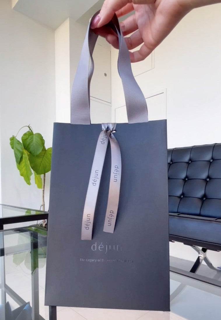 【 Holiday Collection 開催中 】ギフトペーパーバッグ「ネクタイ結び」のご紹介